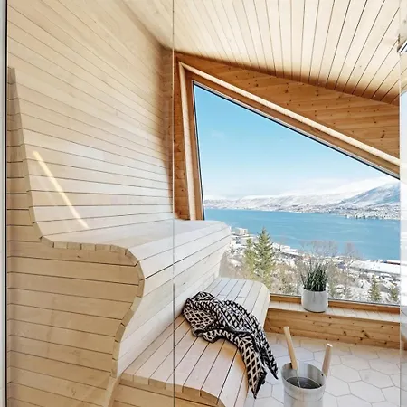 Deluxe By Paramount Villa