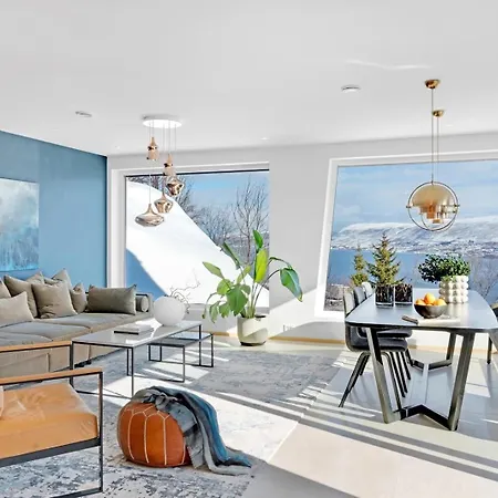 Deluxe By Paramount Villa *